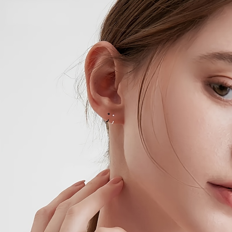 Macaron-Style Ceramic C-Shaped Stud Earrings Set